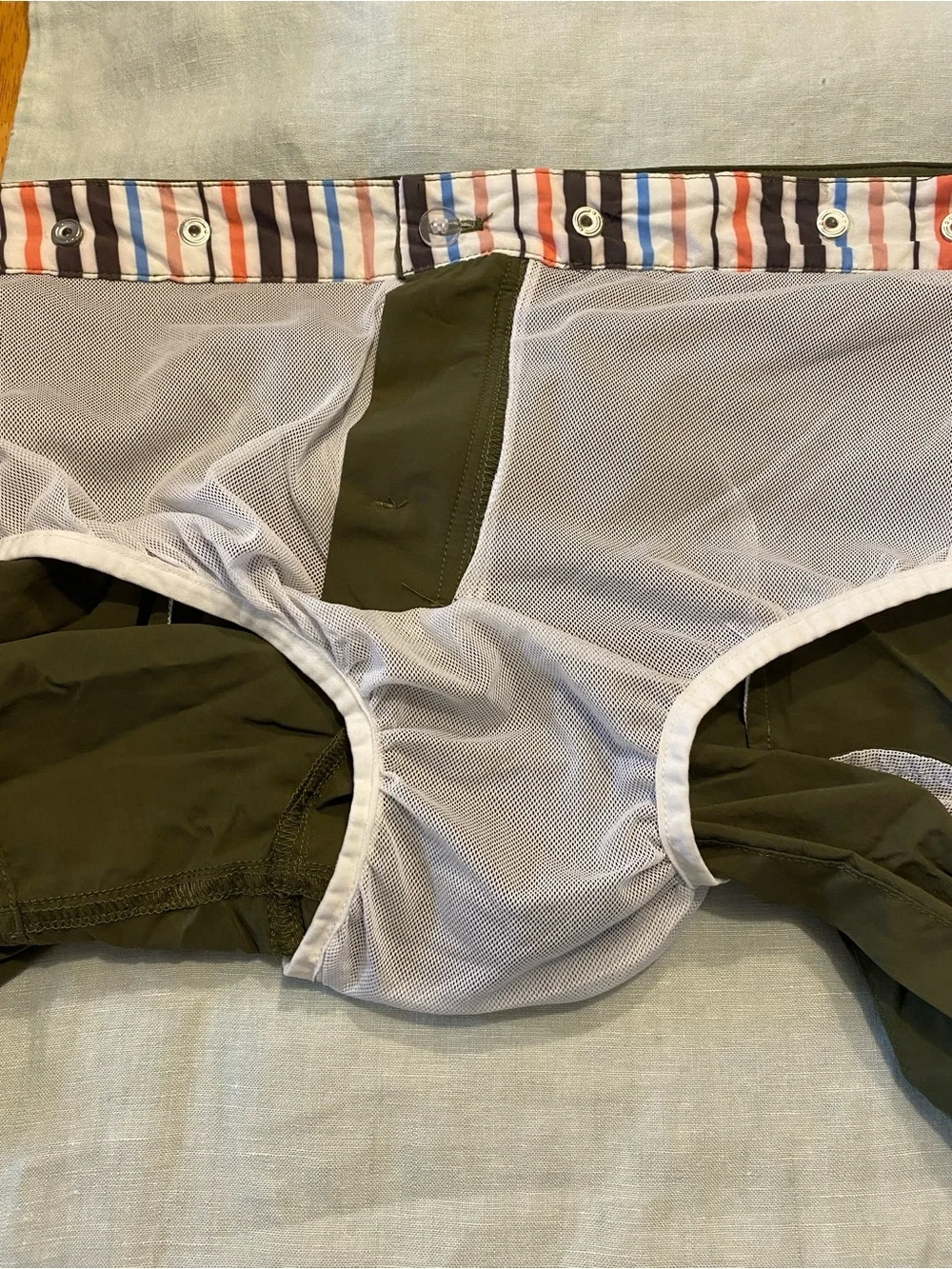 Solid & Striped olive green adjustable waist lined Kennedy swim trunks shorts